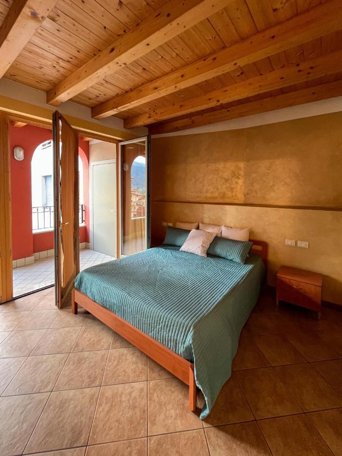 Casa Vacanze Al Lago P2 Monasterolo del Castello المظهر الخارجي الصورة